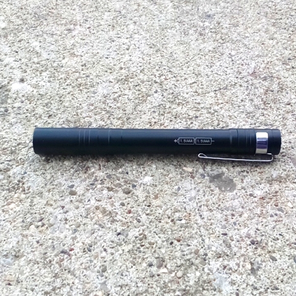 Black Flashlight - Picture 1 of 3